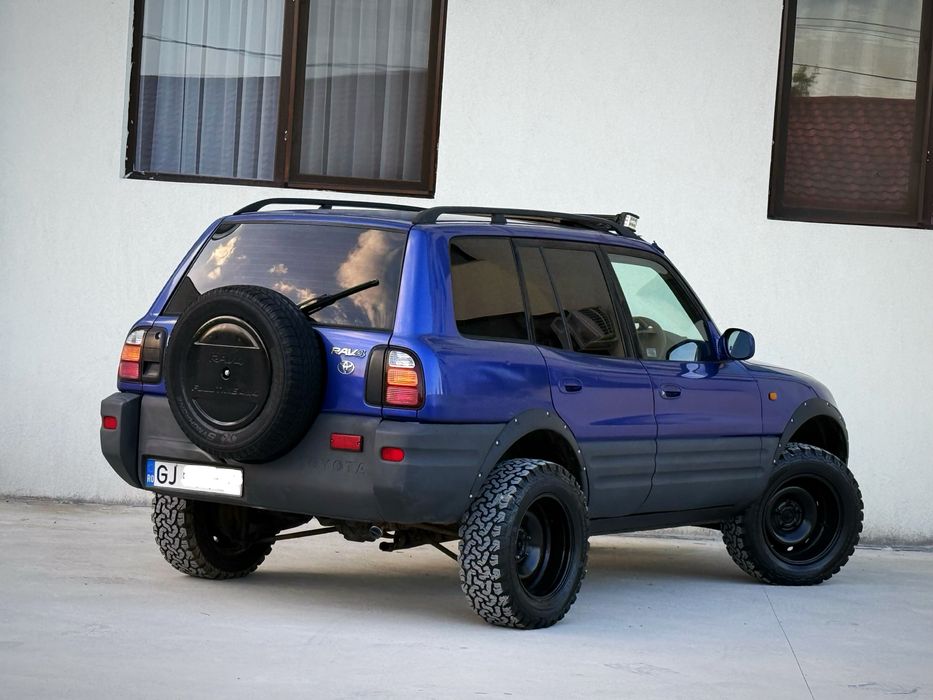 Toyota RAV 4 Motor: 2.0 benzina, 125 CP ~Instalație GPL