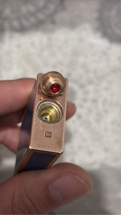 Bricheta duphont 600 lei