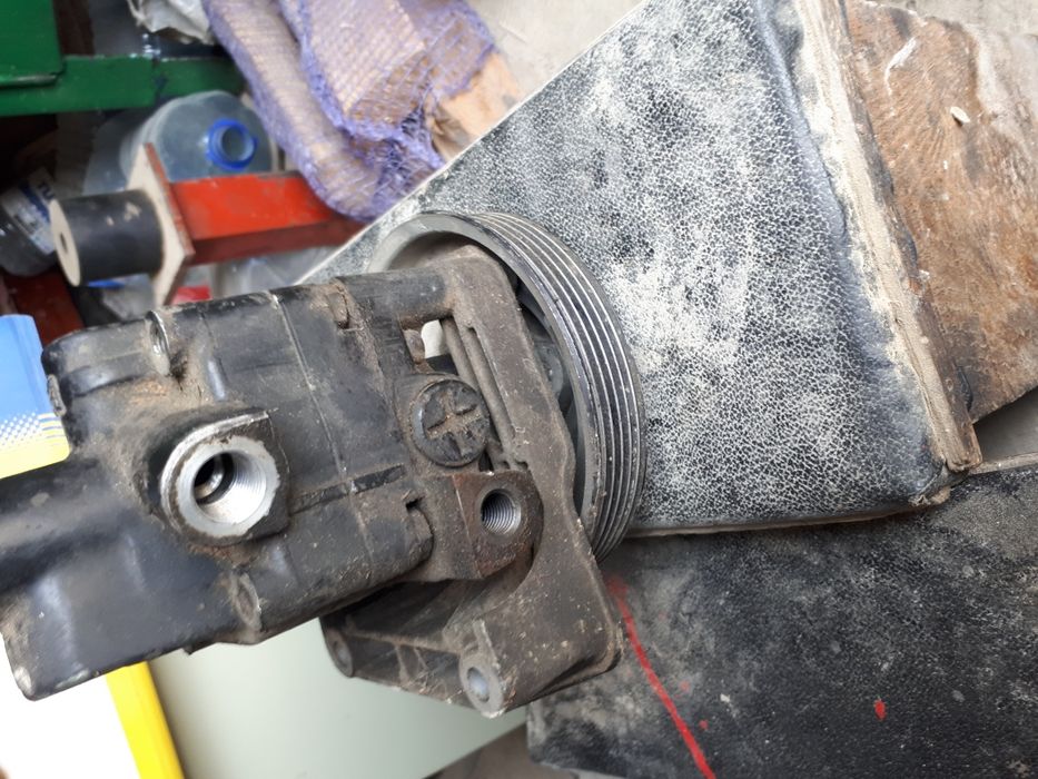 Насос ГУРа BMW 530 Е34