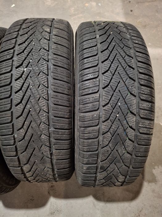 4 Anvelope de iarna 205 55 r16 Semperit