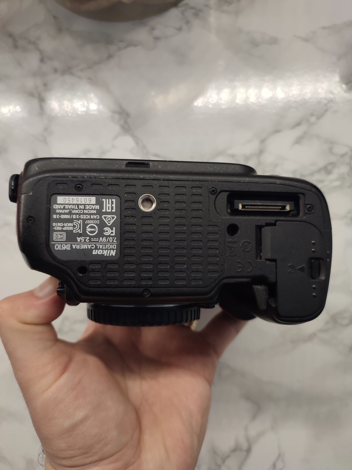 Nikon D610 Full Frame FX  Body