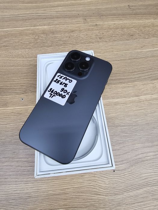 Продам Айфон 15 про