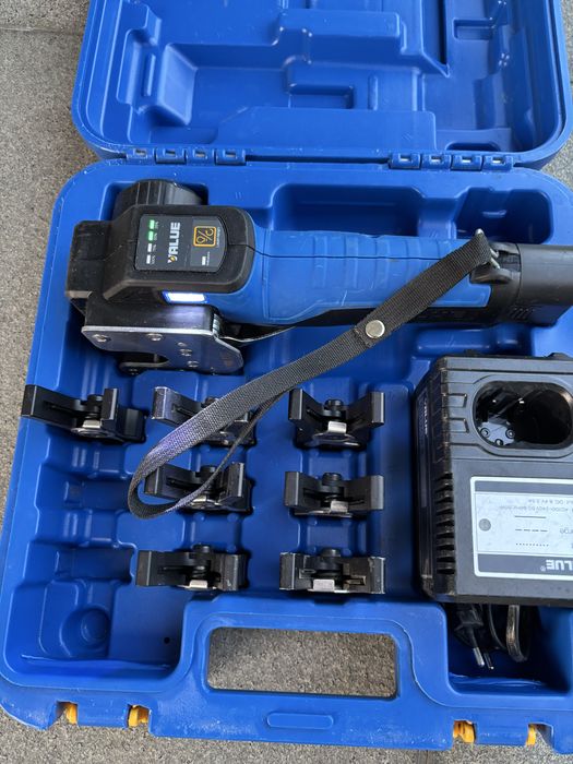 Trusa presă bercluit electrică  VET  19 LI VALUE