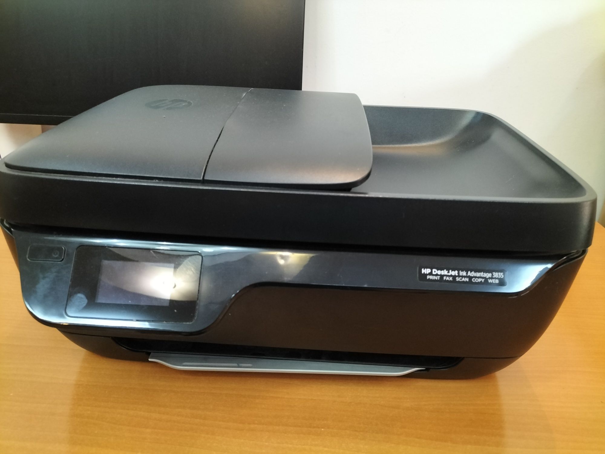 Imprimanta HP DeskJet 3835