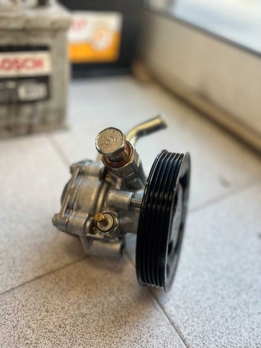 Хидравлична помпа MITSUBISHI L200 2015/-2019