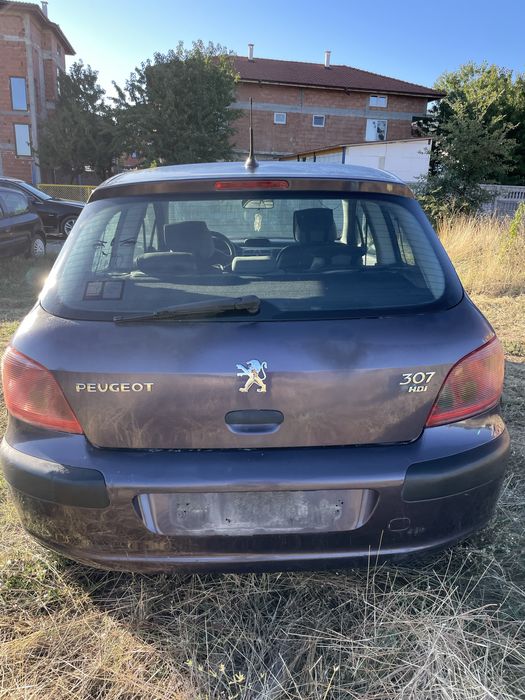 Пежо 307 на части Peugeot 307 2.0hdi