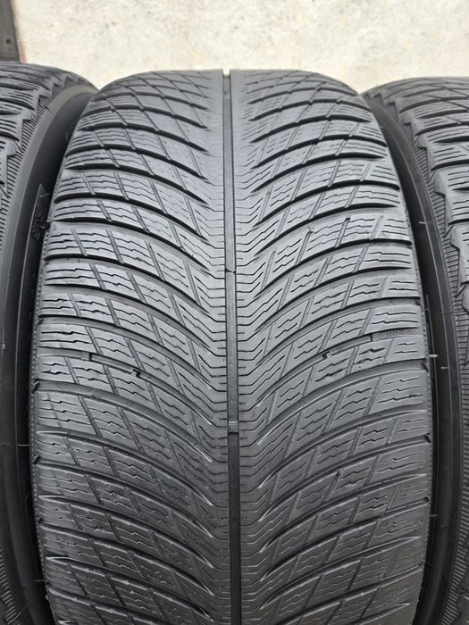 Vând patru anvelope de iarna michelin pilot alpin 275 45 20 dot 2524