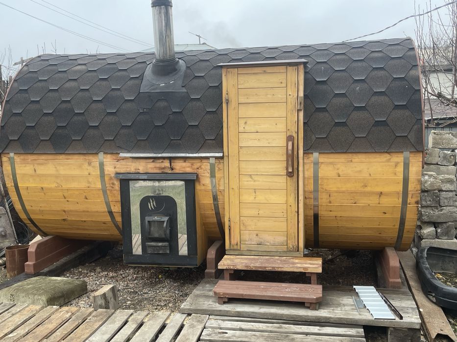 Продам баню 4 на 2 из кедра