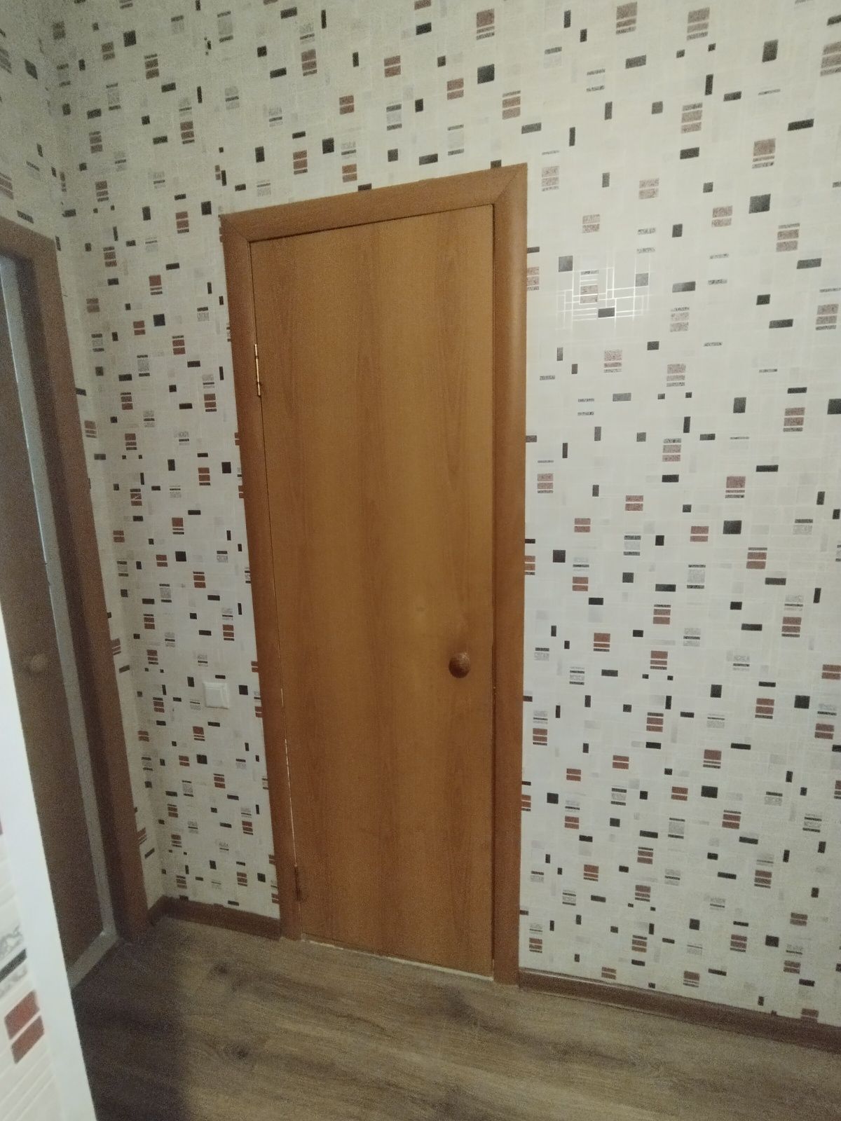 Есік орта жағдада