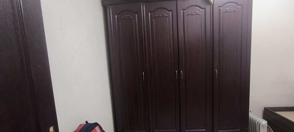 Спальный гарнитур