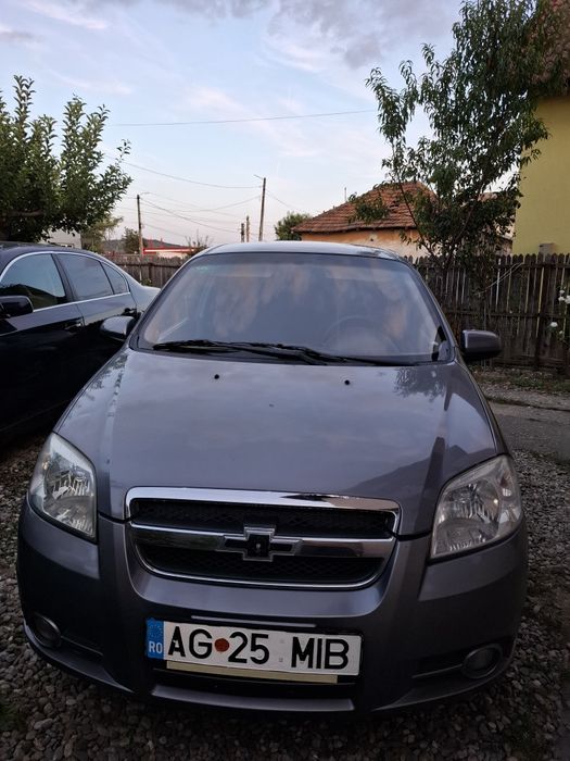 Chevrolet Aveo, an 2008, full options, GPL.