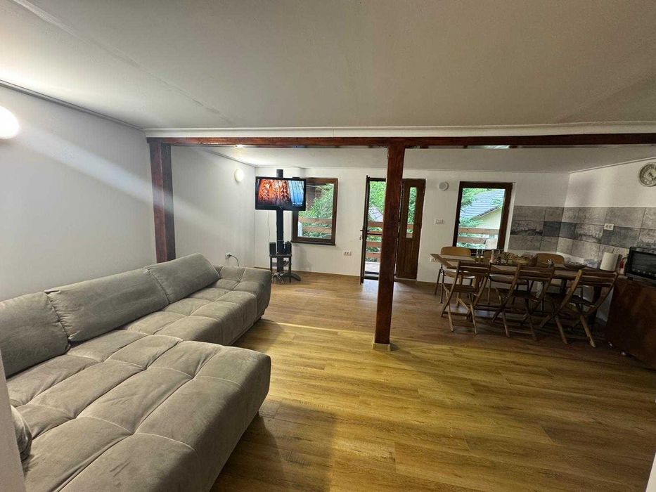 Cabana noua Ramet, Valea Manastirii