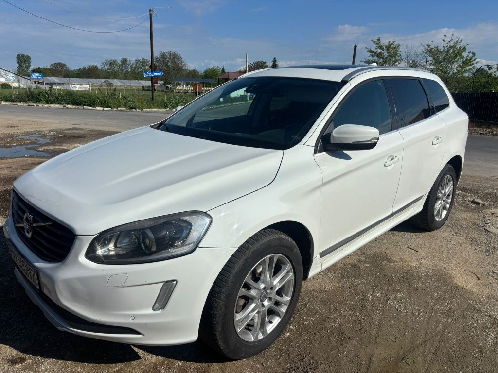 Volvo       XC60