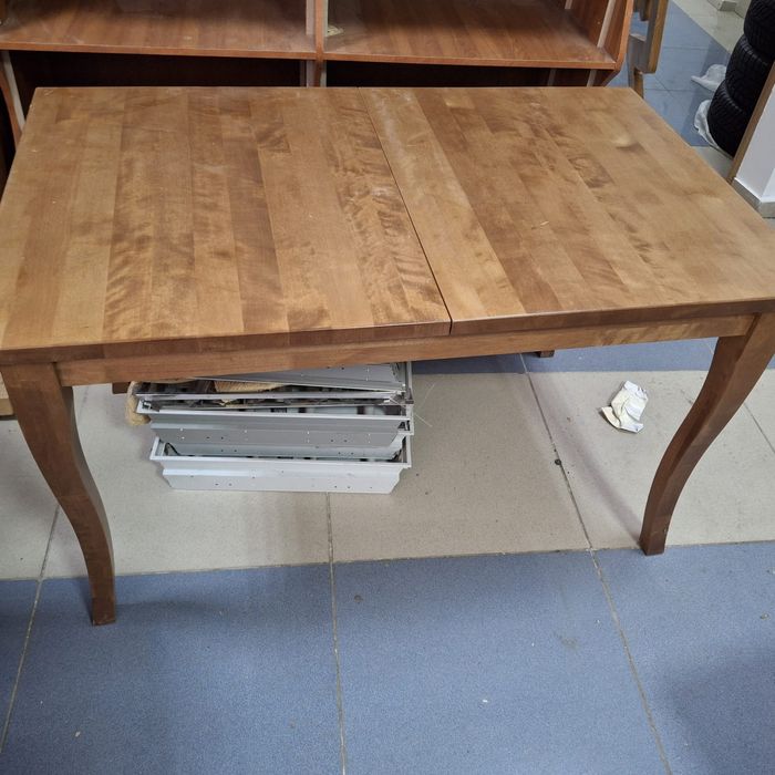 Продам стол в кухню