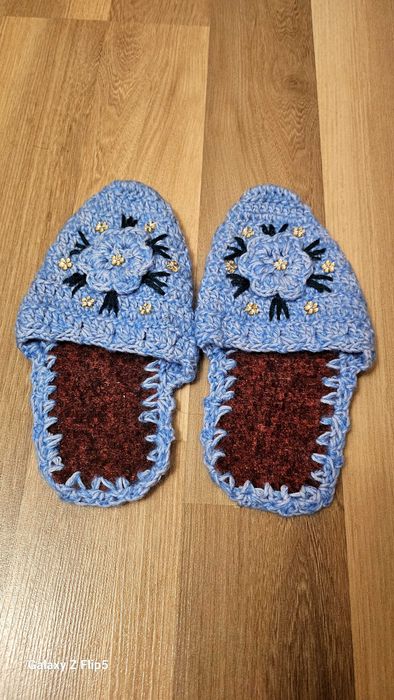 Ръчно плетени чехли