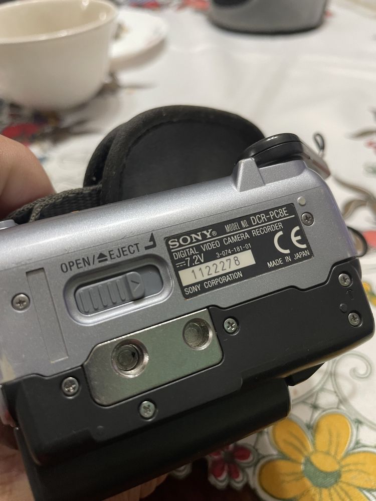 Vand camera video Sony model DCR-PC8E