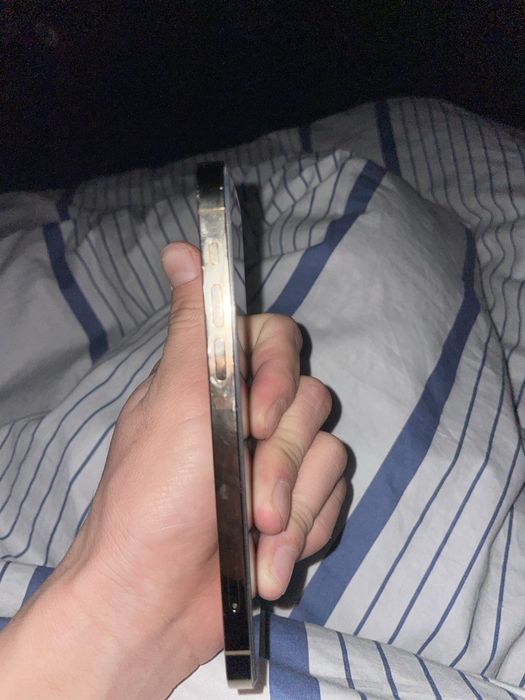 Iphone 12 pro gold
