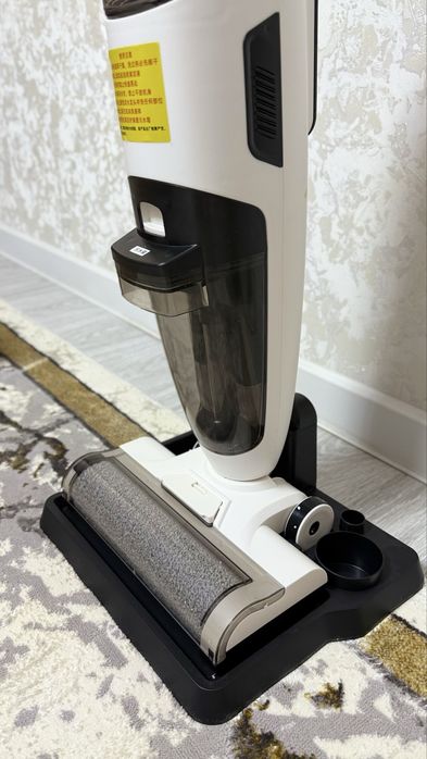 Вертикальный пылесос