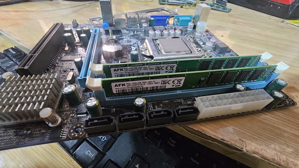 Материнские платы i5 /H55/ ddr3 4gb