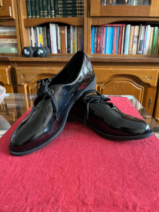 Botinelli - Pantofi tip oxford negri de lac