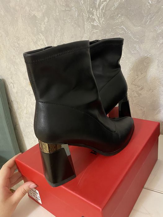 Продам ботильоны