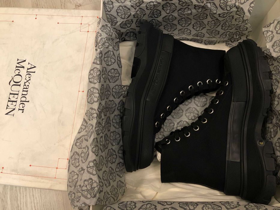 Alexander McQueen ghete 42, originale, full box