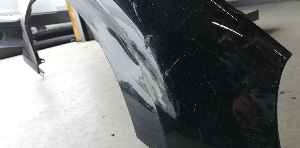 Десен калник Volvo V40 (2012-2019)