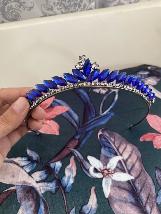 Rochie de seara cu trena detașabilă