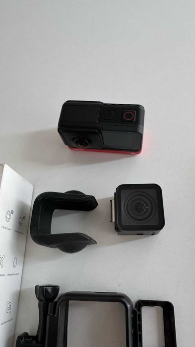 Vând camera acțiune Insta 360 One R Twin Edition