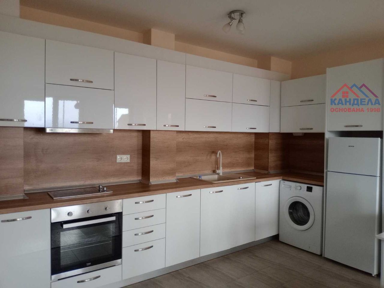 Продава се Двустаен апартамент в Пловдив, Христо Смирненски - 86 кв.м за 1500 €/кв.м - Снимка #4