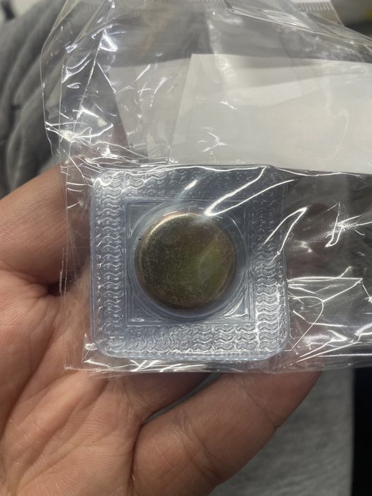 Магнит для крепления скрытого люка