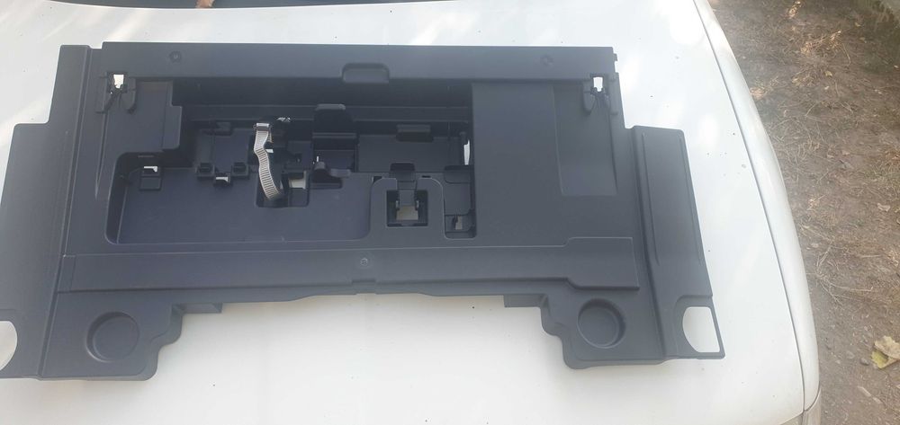 Cutie accesorii cric portbagaj Audi A5 si A4