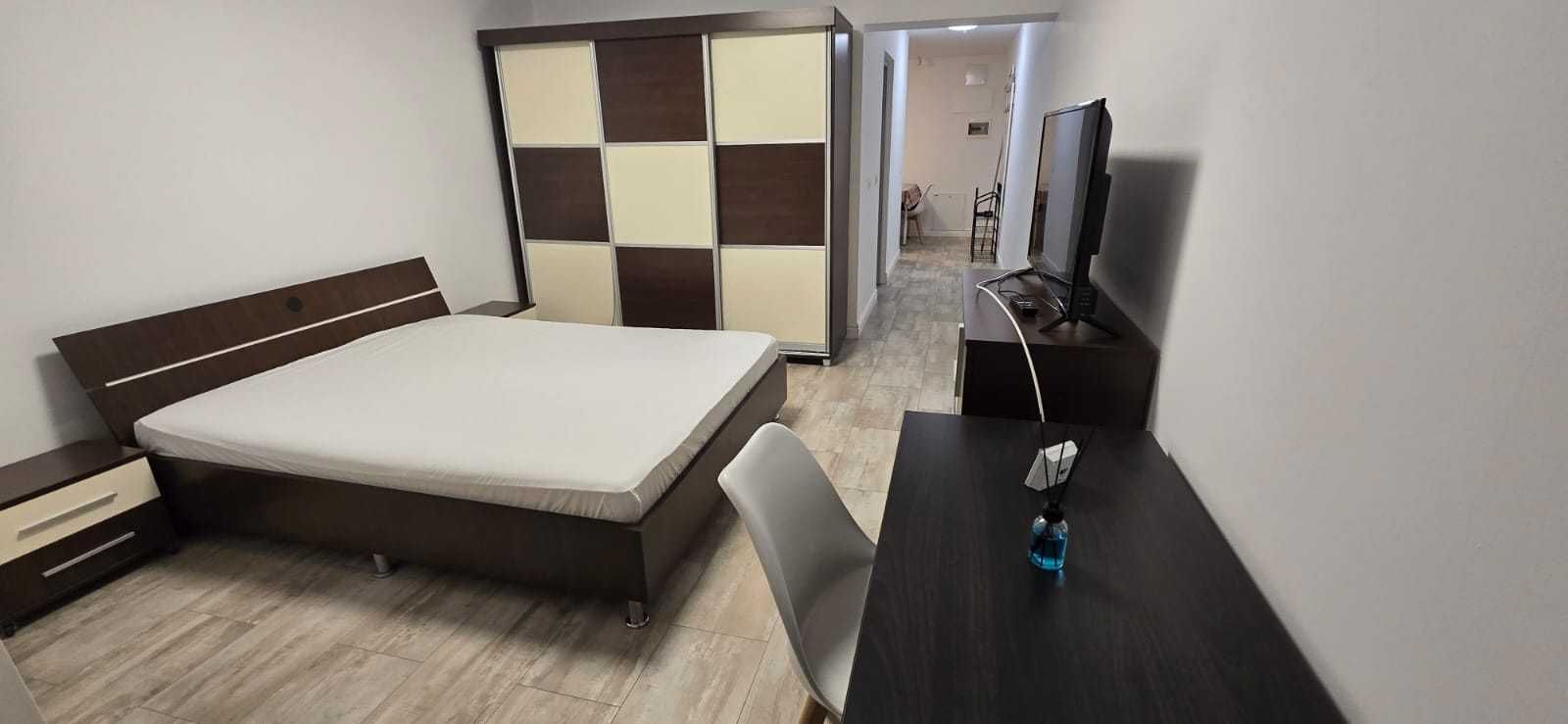 Inchiriez apartament cu o camera