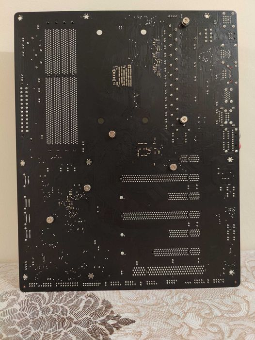 Placa de Baza Motherboard GIGABYTE GA-990FXA-UD5