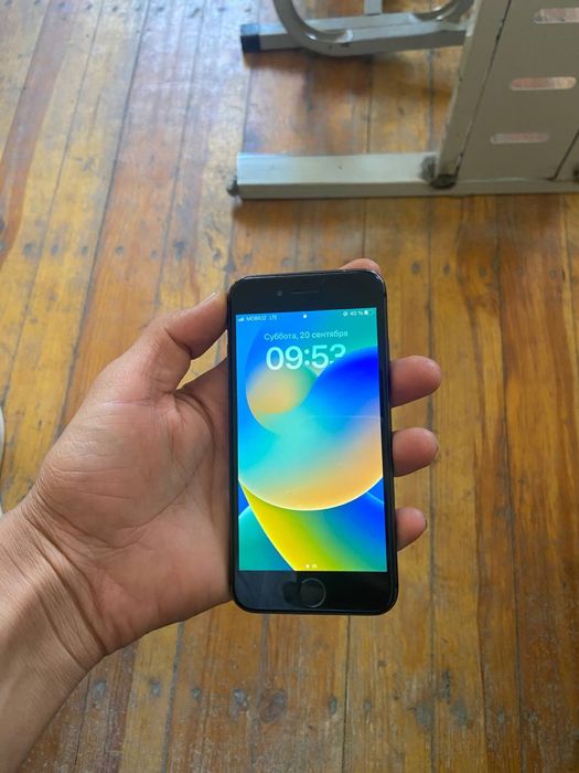 iPhone 8 ochilmagan idial telfon