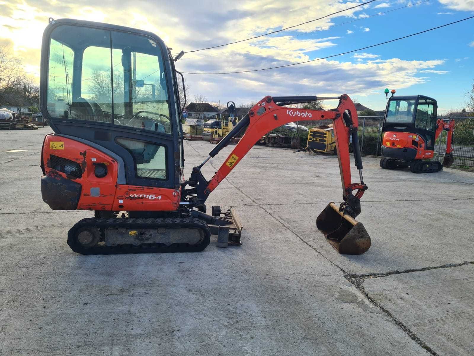 Miniexcavator Kubota KX016-4 , an 2015