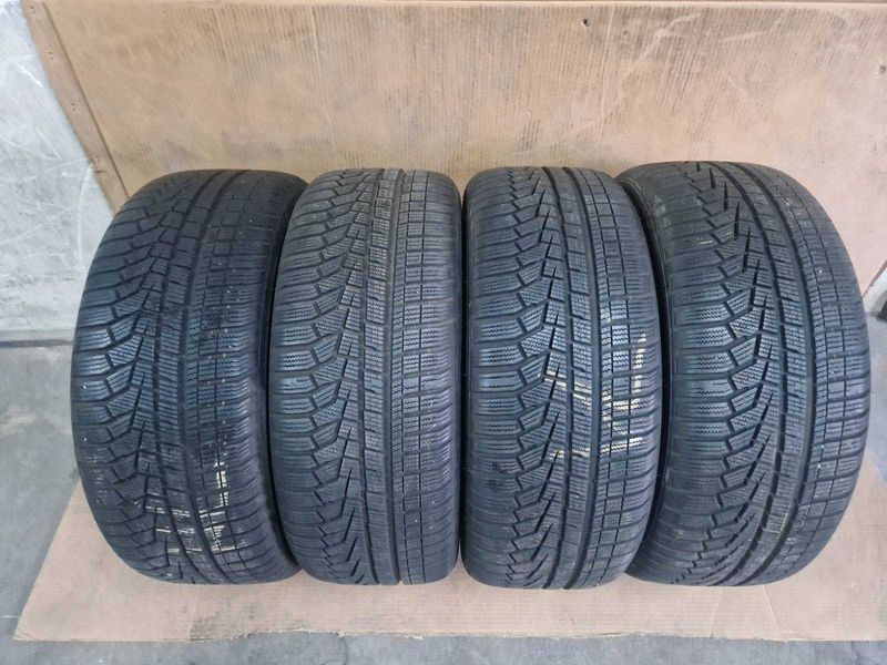 4  Hankook R19 235/50/ 
зимни гуми 
DOT3719