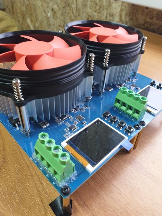 Тестер аккумуляторных батарей 150W 10A