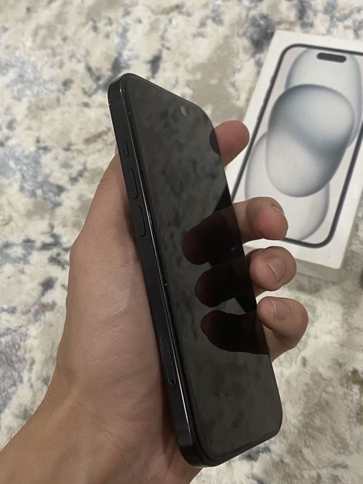 Продам Айфон 15 в идеальном состоянии