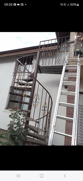 Scări la comanda