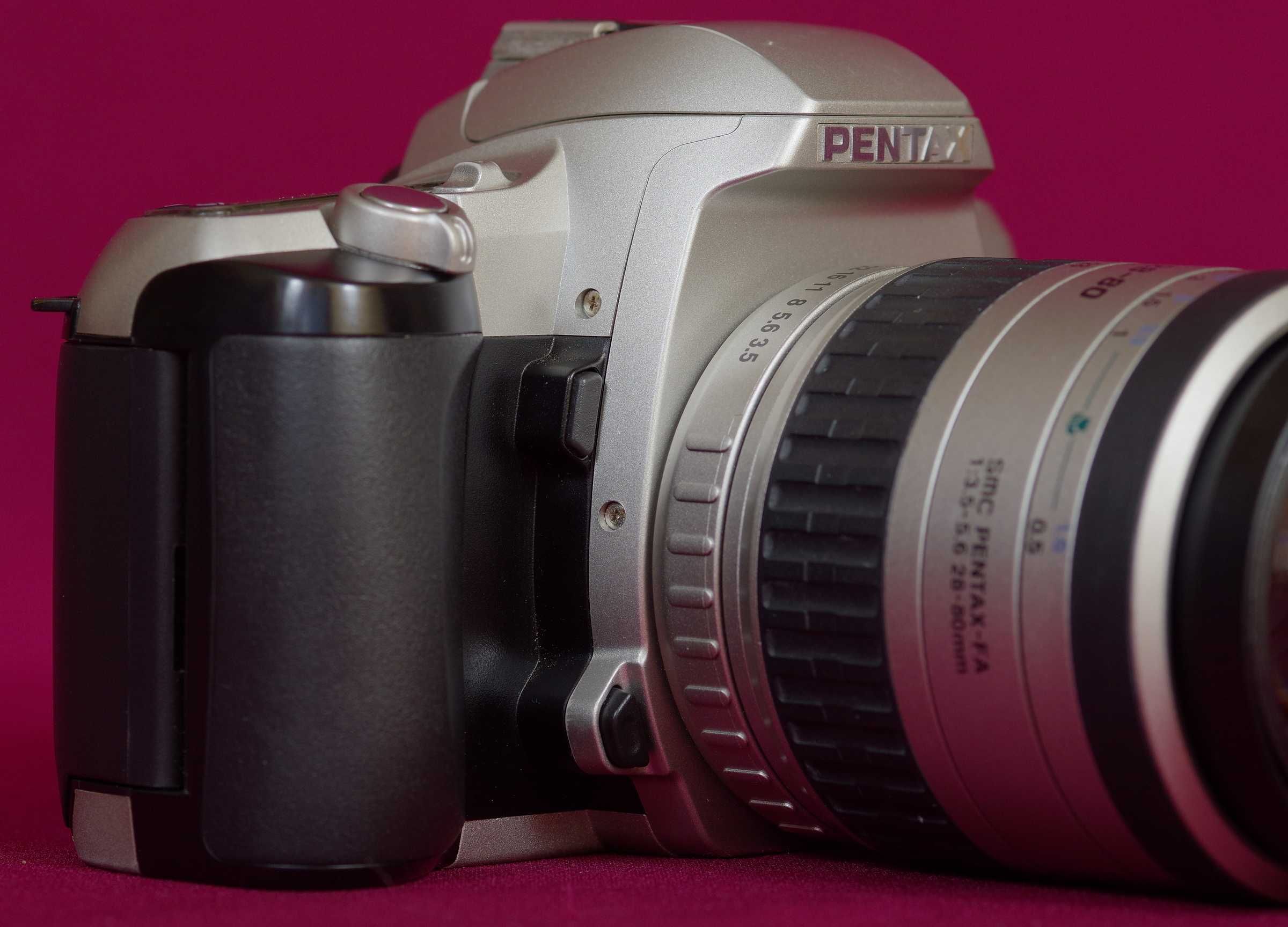 Продавам филмов фотоапарат PENTAX MZ 6