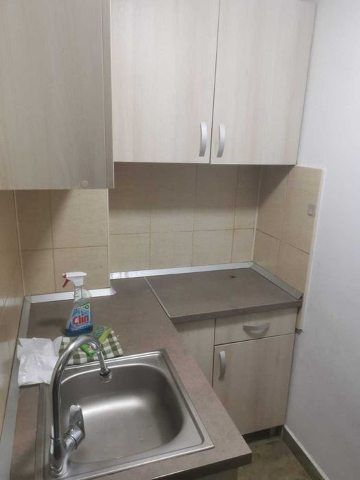 Garsoniera de inchiriat