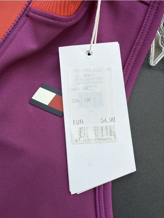 Спортно бюстие Tommy Hilfiger /XS, S, M и L/