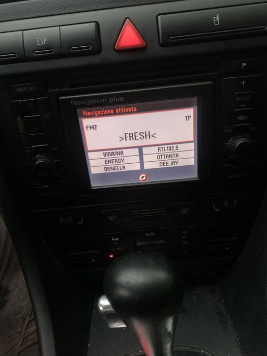 продава се ауди а6 quattro или бартер за бус или ван