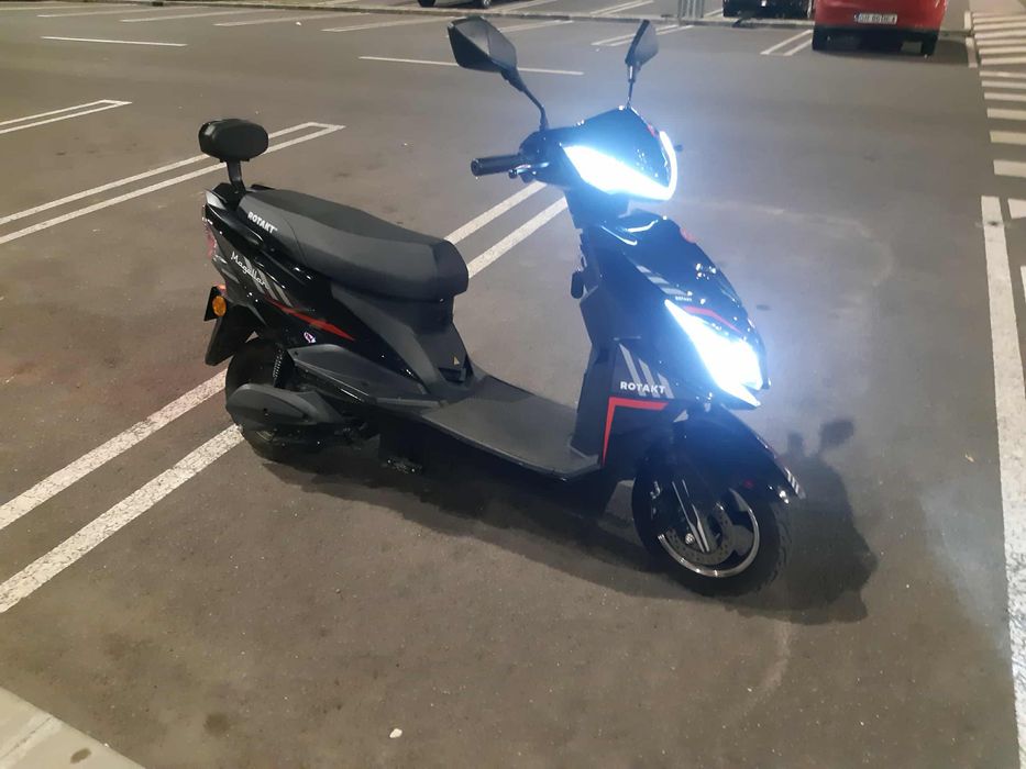 scuter electric vand / schimb