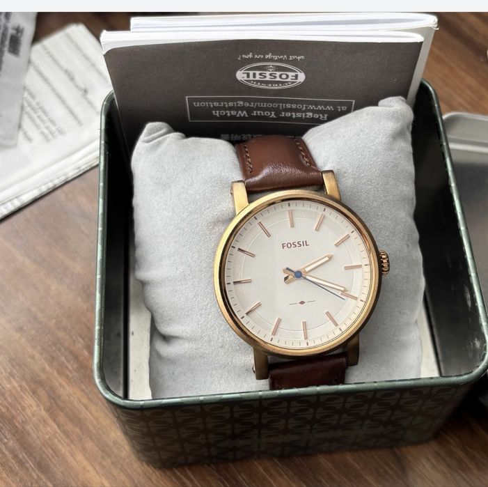 Ceas FOSSIL Model Stella