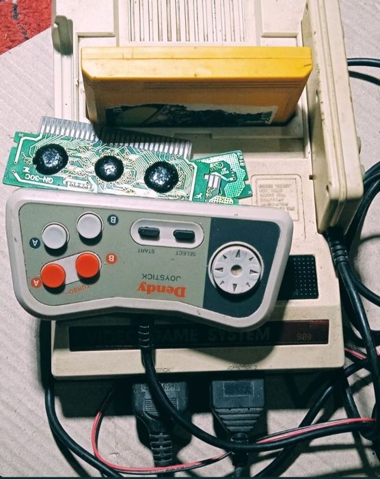 Dendi приставка + монитор