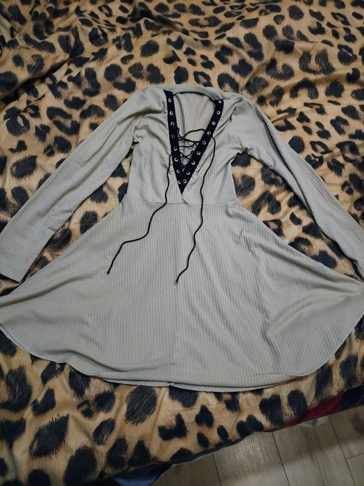 Красива дамска рокля