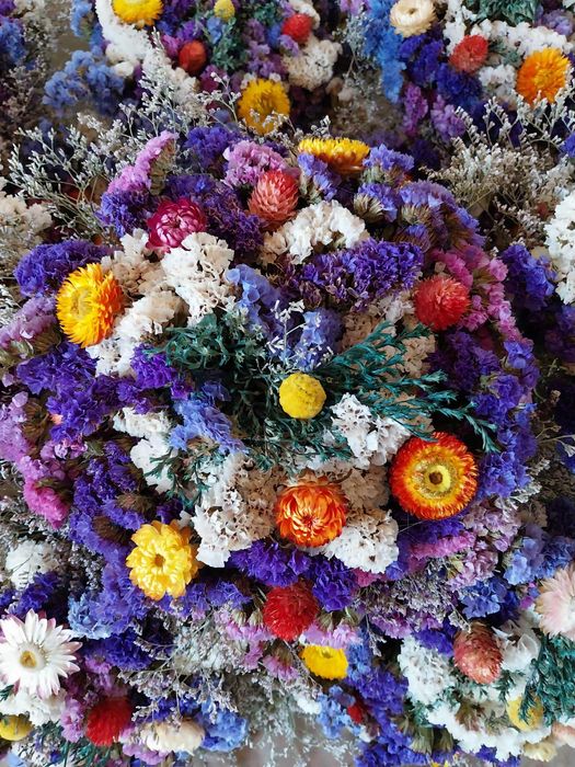 Flori uscate, buchete sau materie prima