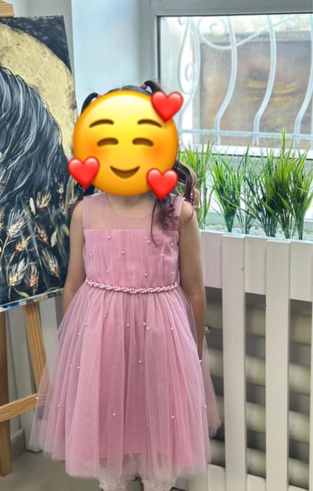 Продам платье на 4-5лет